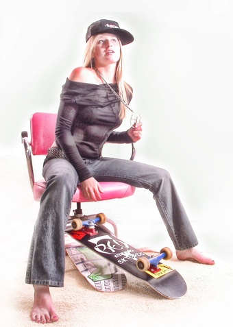 Illustration for article titled Trucker Hats, Pleather Pants, And MySpace Tees: Our Readers Model The Worst Fashion Trends Of The Decade